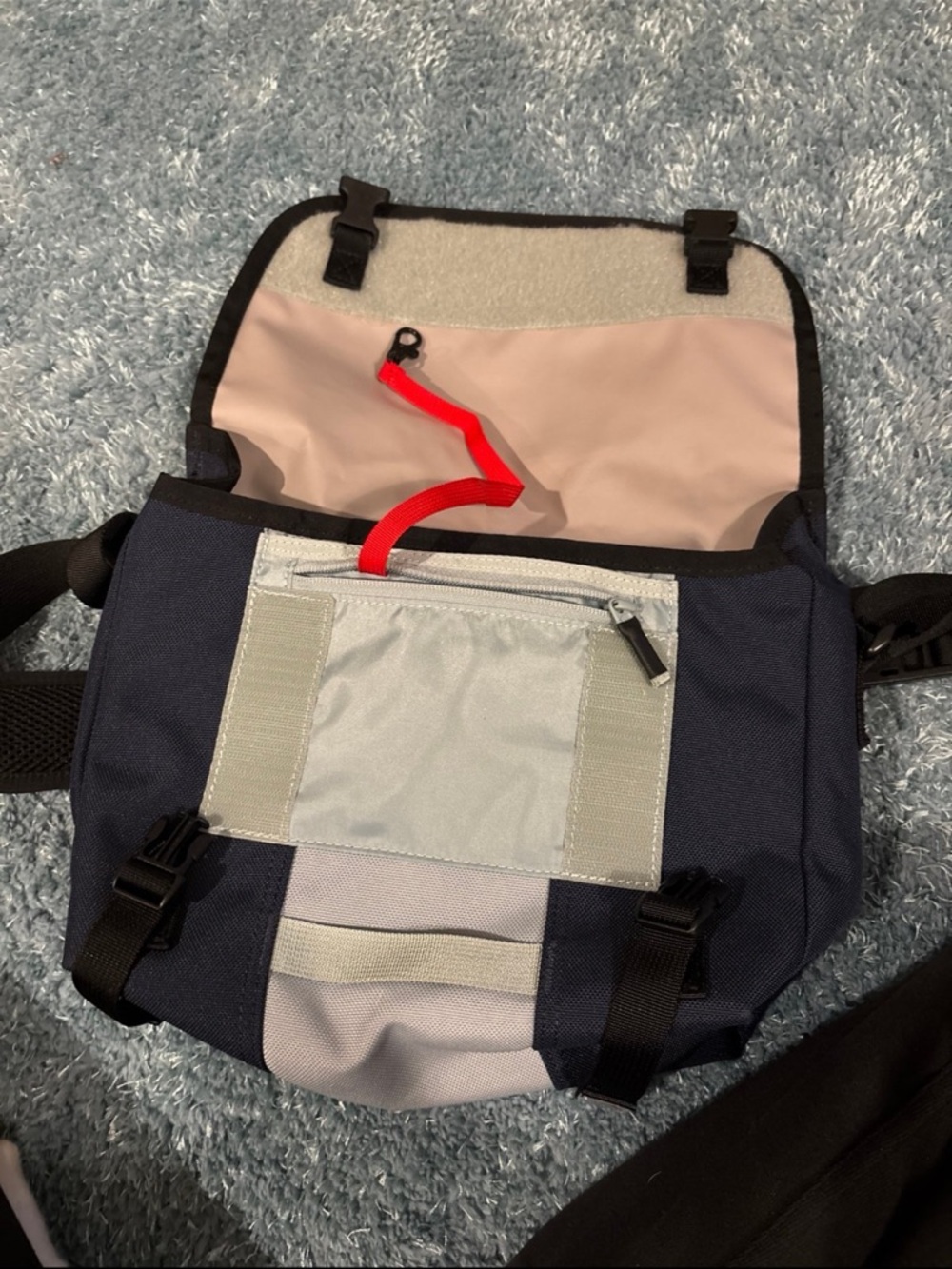 Timbuk2 Navy and Gray Vertical Stripe Messenger Bag - Picture 5 of 7